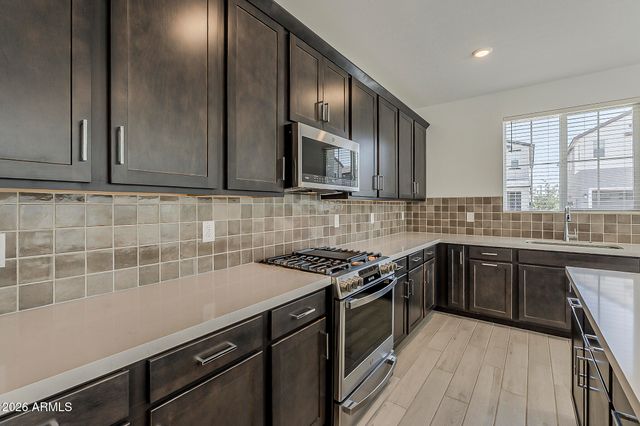 2434 W Rowel Road, Phoenix, AZ 85085