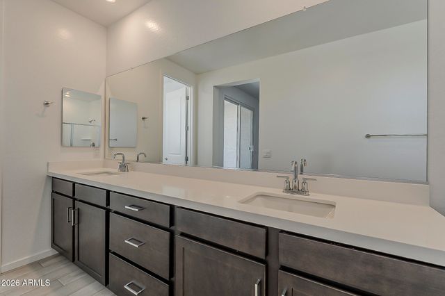 2434 W Rowel Road, Phoenix, AZ 85085