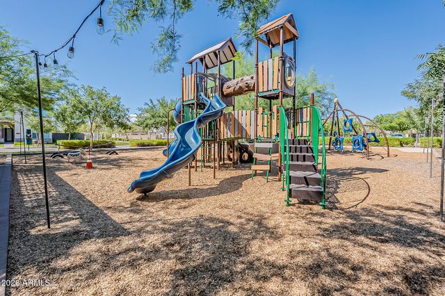 2434 W Rowel Road, Phoenix, AZ 85085