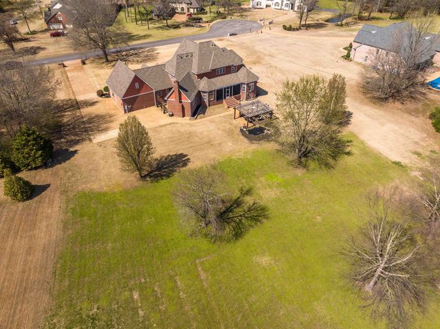 20 WINDY OAKS CV, Piperton, TN 38017