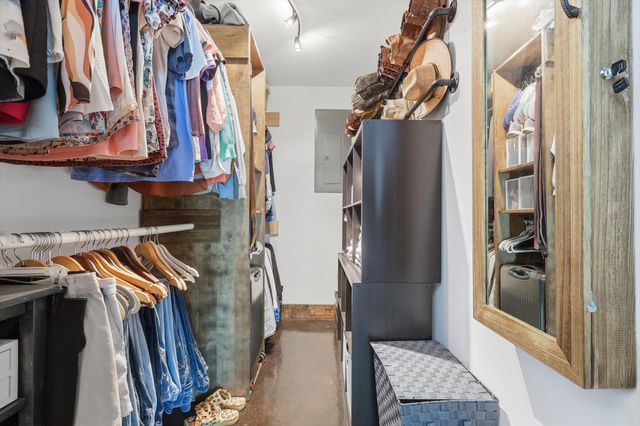 1748 Wilson Road, Waxahachie, TX 75165