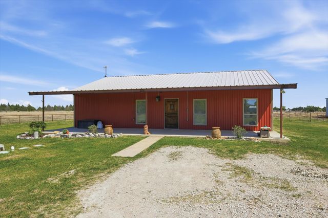 1748 Wilson Road, Waxahachie, TX 75165