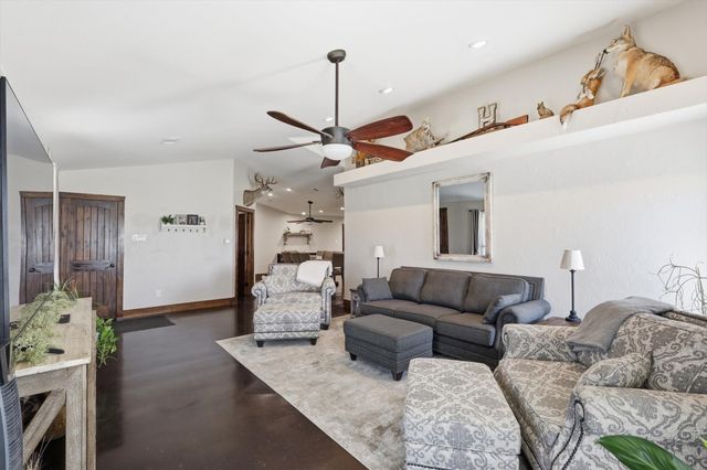 1748 Wilson Road, Waxahachie, TX 75165