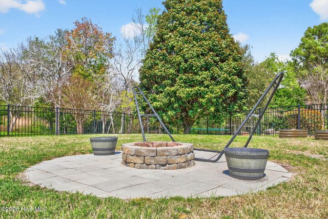 5002 Portside Drive, Southport, NC 28461