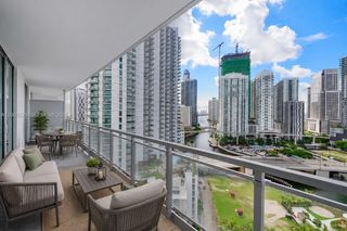 90 SW 3rd St 2001, Miami, FL 33130