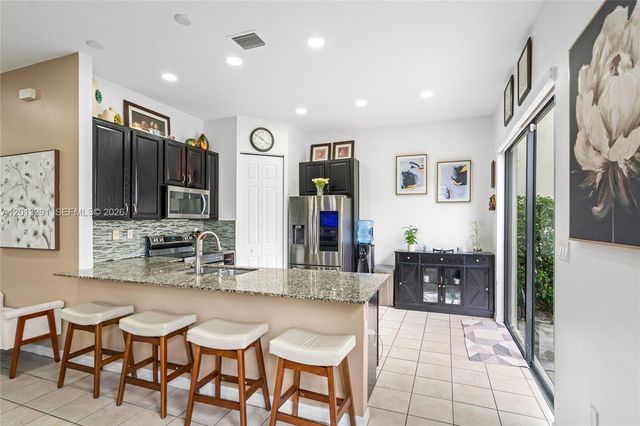 9083 SW 36th St, Miramar, FL 33025