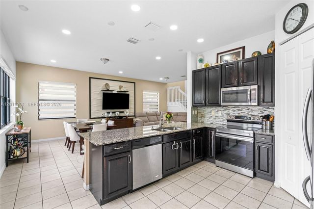 9083 SW 36th St, Miramar, FL 33025