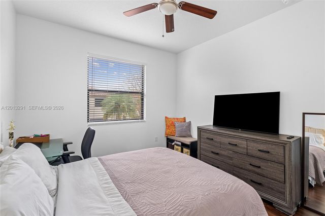 9083 SW 36th St, Miramar, FL 33025