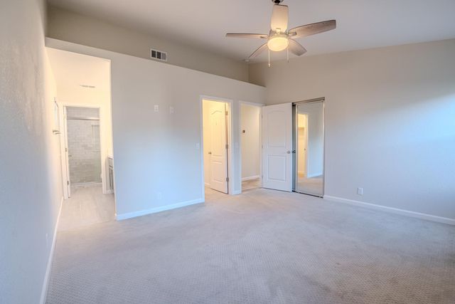 8329 New Hills Ct, Sacramento, CA 95828