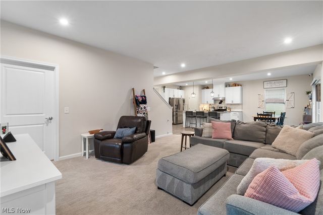 2277 Orchard Circle, Ravenna, OH 44266