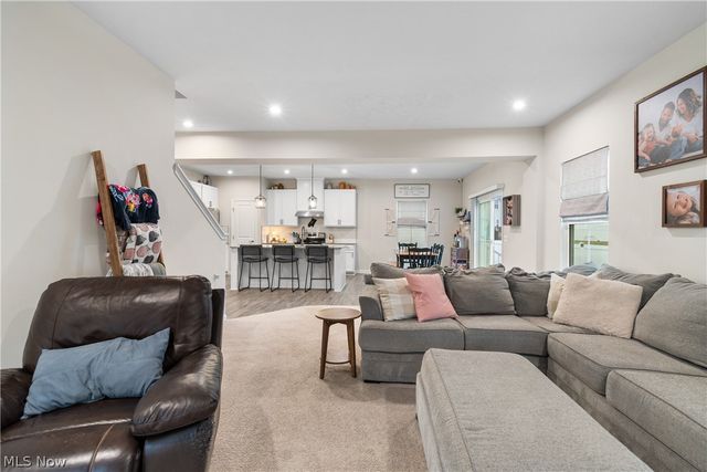 2277 Orchard Circle, Ravenna, OH 44266