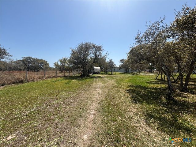 171 Deer Meadows Lane, Seadrift, TX 77983