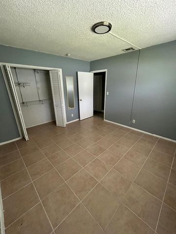 1435 SW 24th Court B, Fort Lauderdale, FL 33315