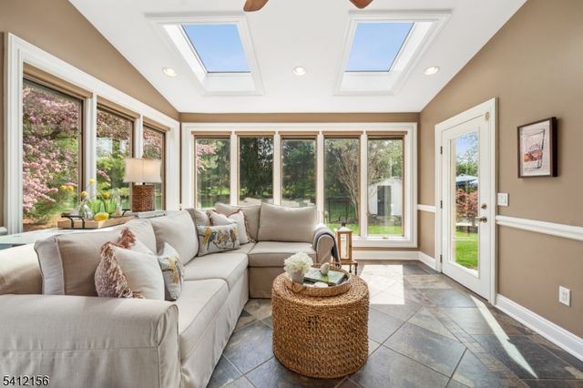 71 Ridgeview Dr, Montgomery Twp., NJ 08502