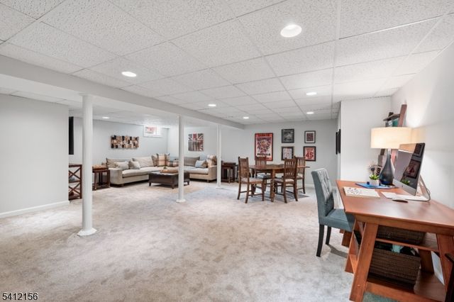 71 Ridgeview Dr, Montgomery Twp., NJ 08502