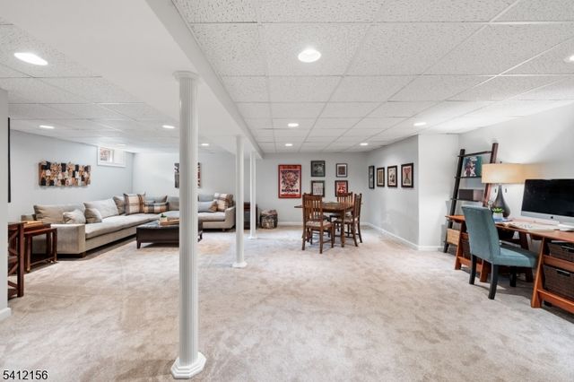 71 Ridgeview Dr, Montgomery Twp., NJ 08502