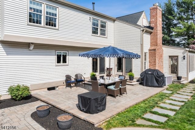 71 Ridgeview Dr, Montgomery Twp., NJ 08502