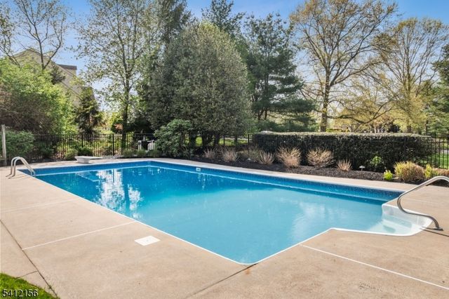 71 Ridgeview Dr, Montgomery Twp., NJ 08502