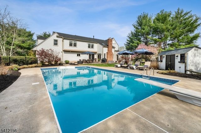 71 Ridgeview Dr, Montgomery Twp., NJ 08502