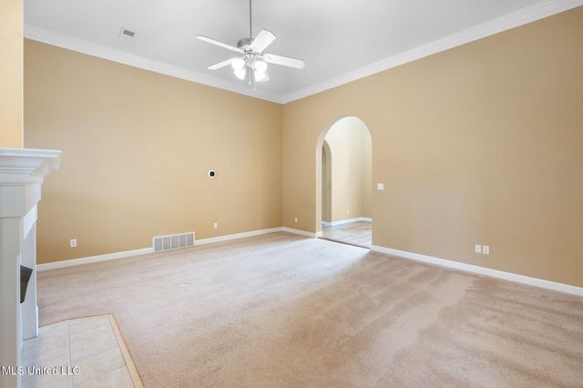 9073 Lyon Cove, Olive Branch, MS 38654