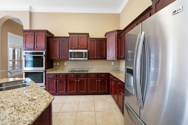 9073 Lyon Cove, Olive Branch, MS 38654