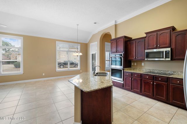 9073 Lyon Cove, Olive Branch, MS 38654