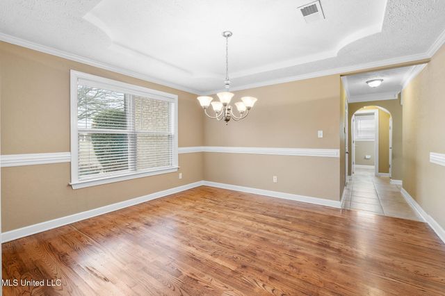 9073 Lyon Cove, Olive Branch, MS 38654