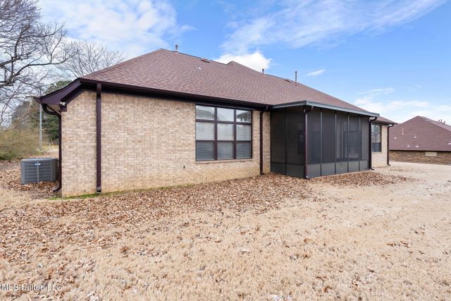 9073 Lyon Cove, Olive Branch, MS 38654