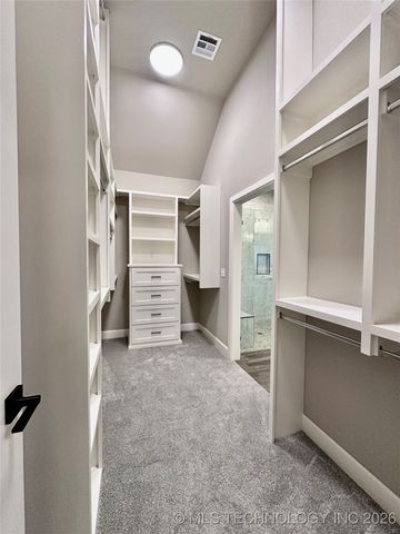 10570 Cross Oaks Drive, Skiatook, OK 74070