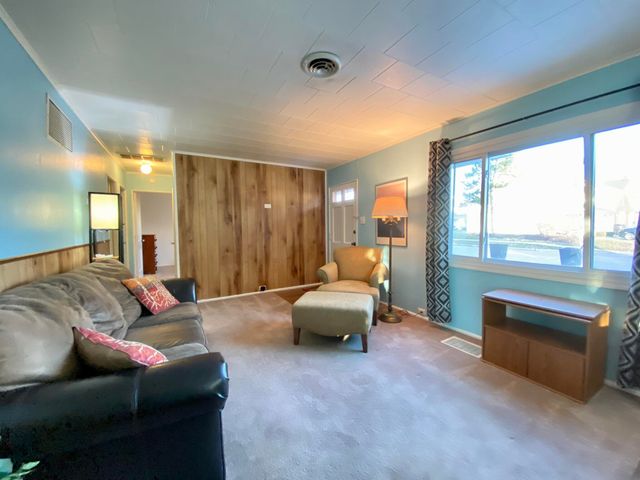 1601 Valparaiso Street, Valparaiso, IN 46383