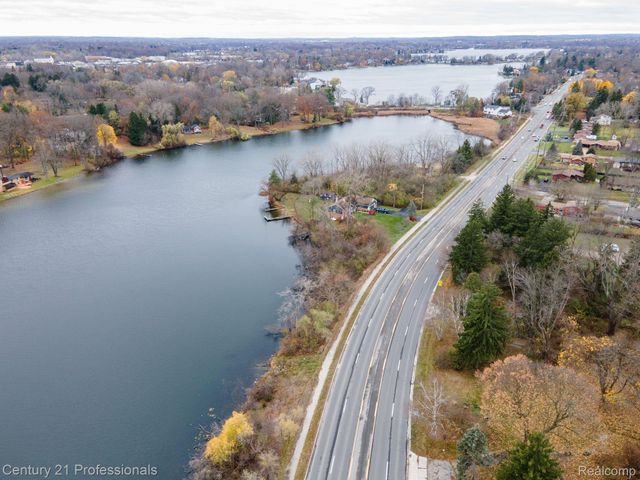 LOT 1 W WALTON, Waterford Charter Township, MI 48329