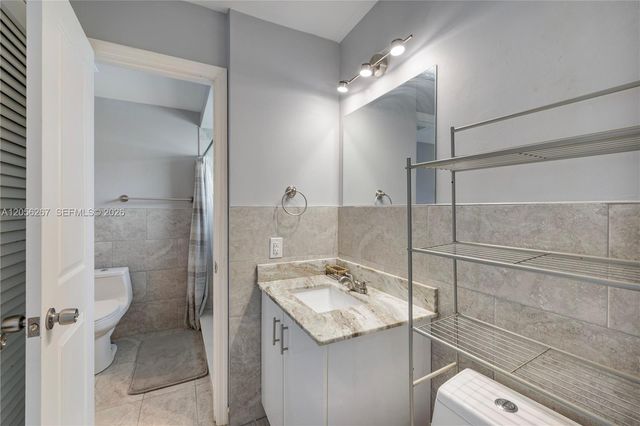 1461 S Ocean Blvd Apt 222, Lauderdale By The Sea, FL 33062