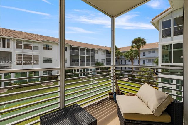1461 S Ocean Blvd Apt 222, Lauderdale By The Sea, FL 33062