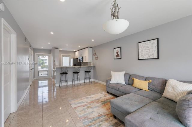 1461 S Ocean Blvd Apt 222, Lauderdale By The Sea, FL 33062