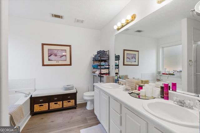 1206 Brim Bay Court, Loganville, GA 30052