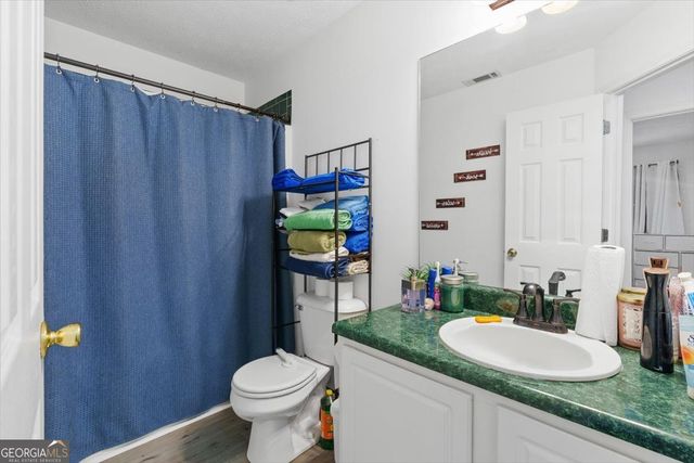 1206 Brim Bay Court, Loganville, GA 30052