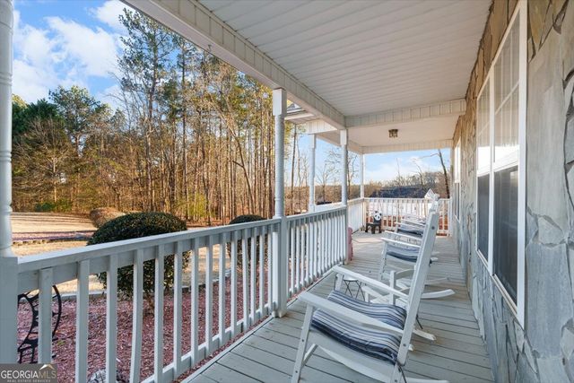 1206 Brim Bay Court, Loganville, GA 30052