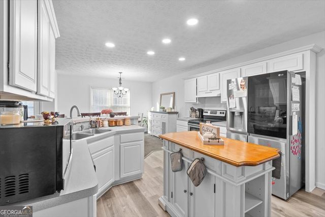 1206 Brim Bay Court, Loganville, GA 30052