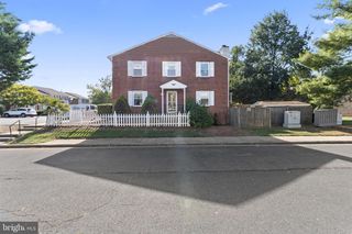 12975 RIDGEMIST LN, Fairfax, VA 22033