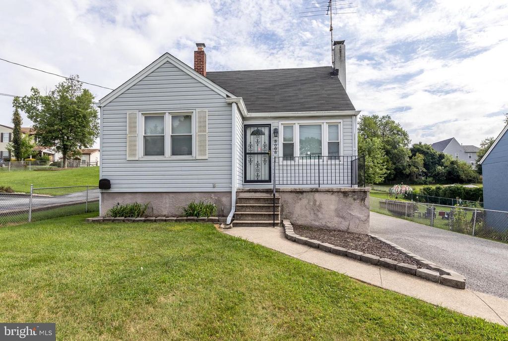 3008 SUMMIT AVE, Baltimore, MD 21234
