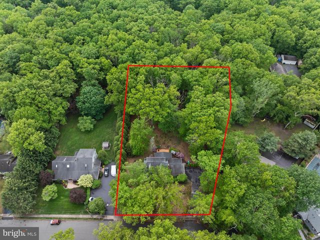 19 KENYON DRIVE, New Egypt, NJ 08533