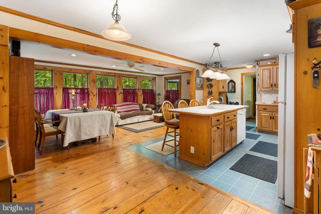 19 KENYON DRIVE, New Egypt, NJ 08533
