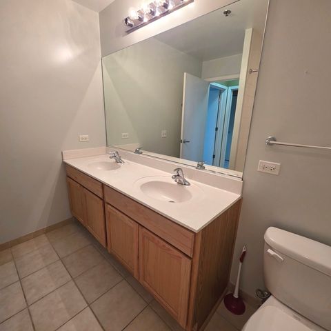 1255 S STATE Street 1017, Chicago, IL 60605