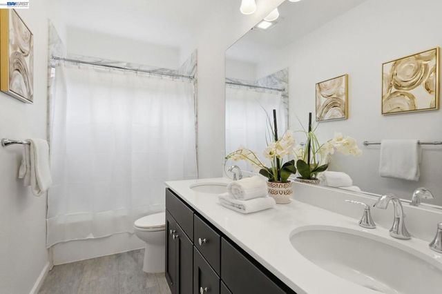 1574 1574 Nobu Dr, San Jose, CA 95131