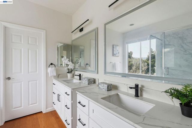 1574 1574 Nobu Dr, San Jose, CA 95131