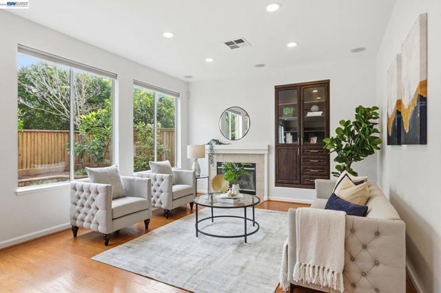 1574 1574 Nobu Dr, San Jose, CA 95131