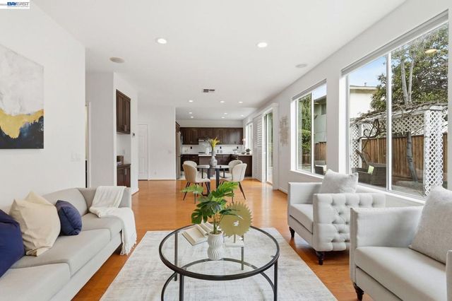 1574 1574 Nobu Dr, San Jose, CA 95131