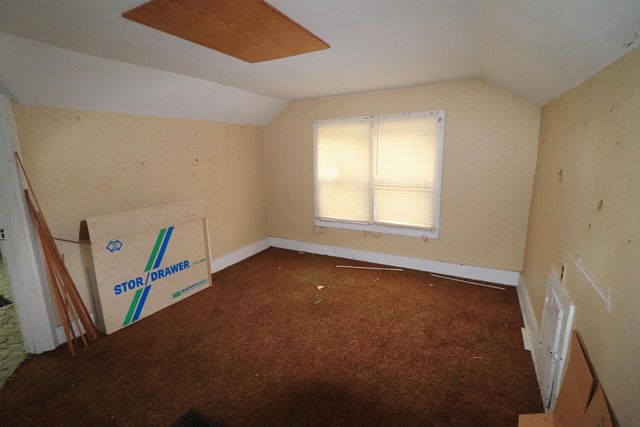 255 E Memorial Drive, Janesville, WI 53545