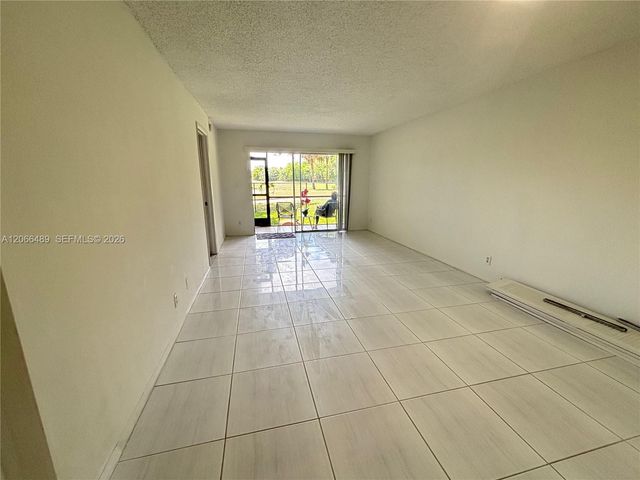 8060 Fairview Drive 101, Tamarac, FL 33321