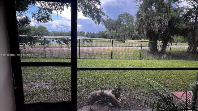 8060 Fairview Drive 101, Tamarac, FL 33321